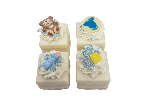 Geboorte petit four jongen